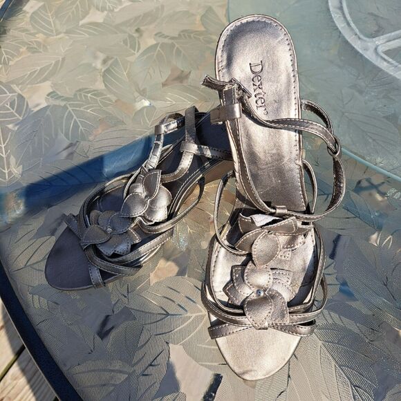 DEXTER METALLIC FLORAL SLINGBACK SANDALS WOMENS SIZE 10 GUNMETAL STRAPPY WEDGE - Picture 3 of 6